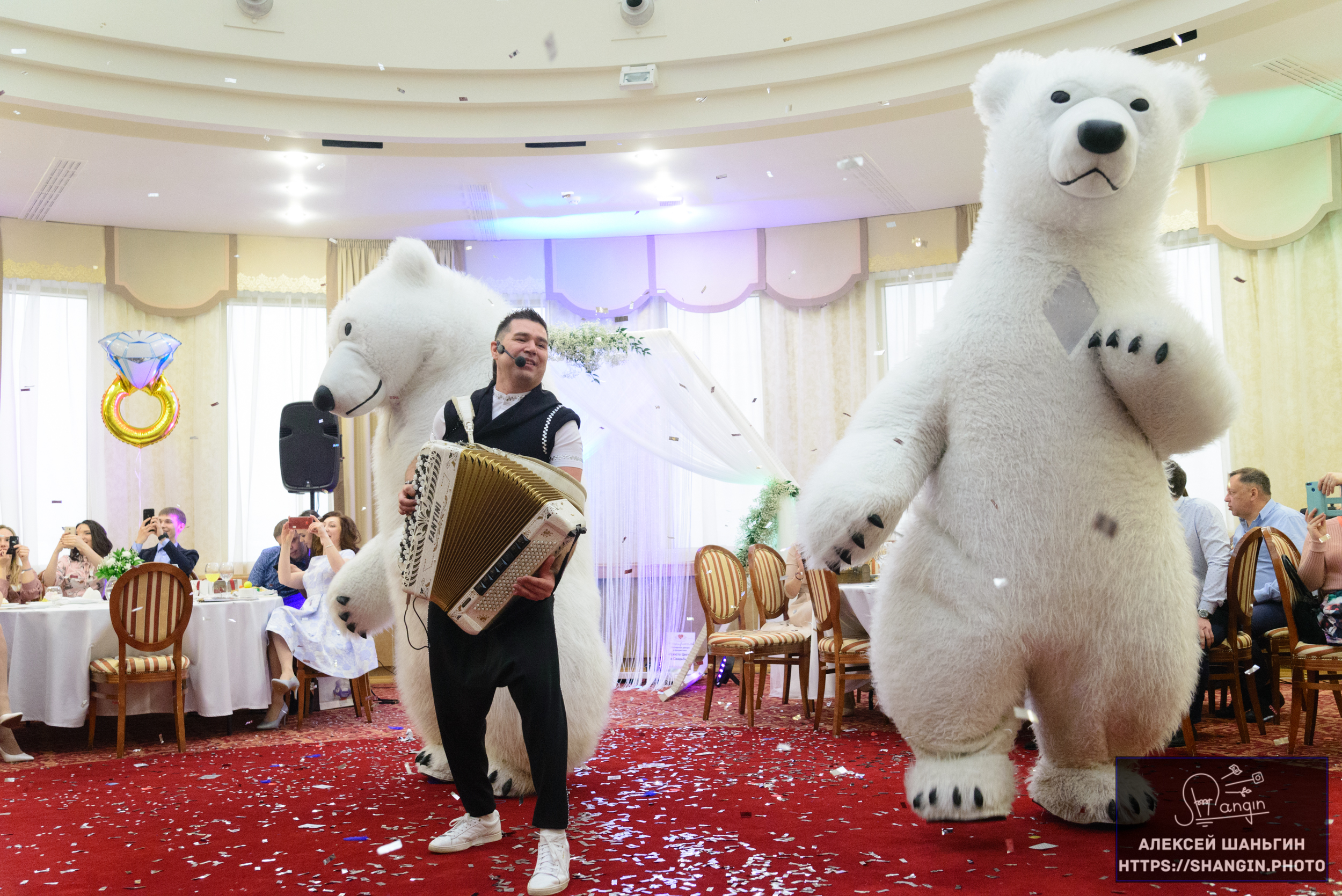 Идеальная свадьба с "Клубом молодоженов" Идеальная свадьба с "Клубом молодоженов"